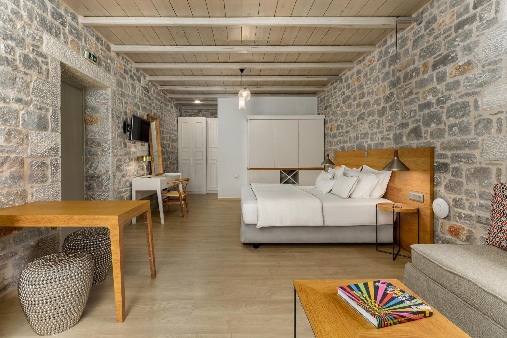 Trapela Limeni Luxury Suites ห้อง รูปภาพ
